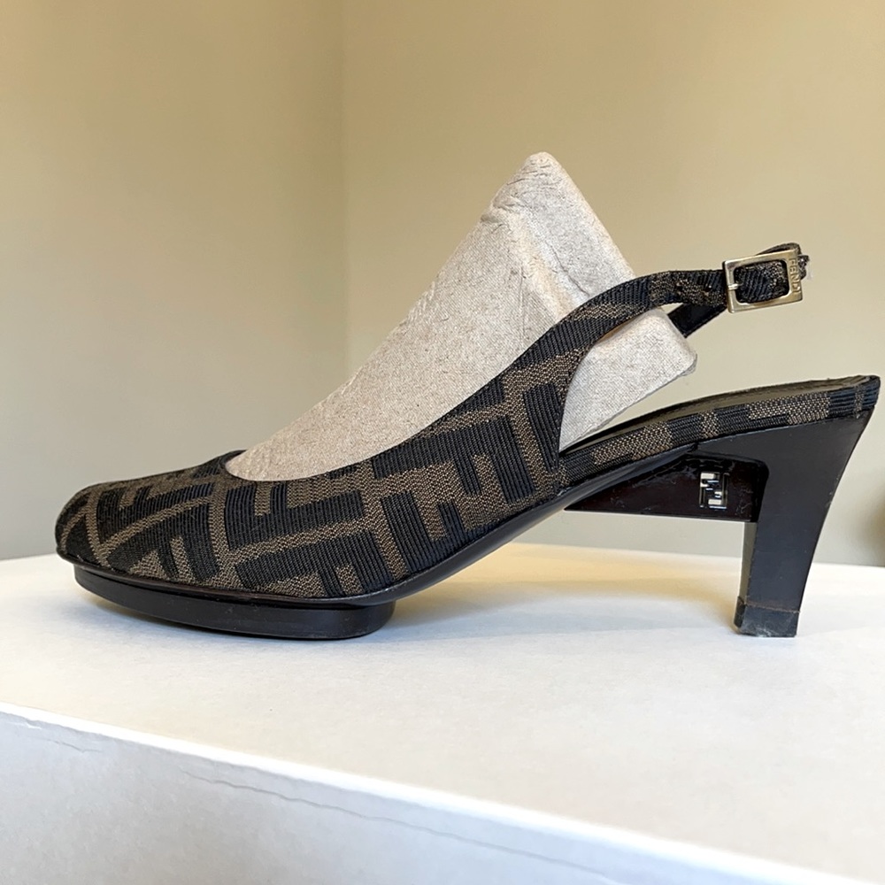 Fendi 👠